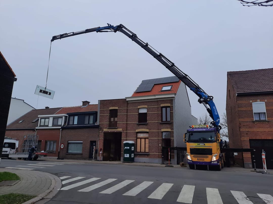 Unser Autokran