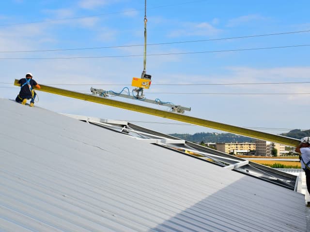 Glaszuiger voor glazen panelen Glaszuiger voor het veilig verplaatsen van glazen panelen
