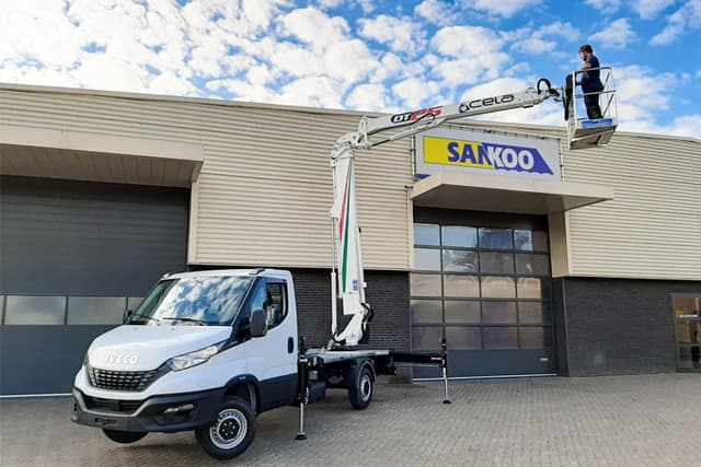CELA DT Truck 25 voor grote hoogte CELA DT Truck 25 hoogwerker voor werkzaamheden op grote hoogte