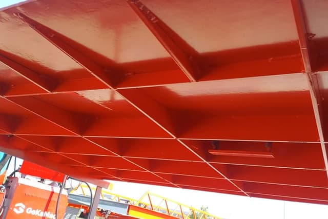 Mobiele container ramp Mobiele container ramp voor machines en materieel