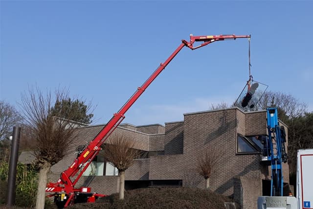Hoeflon C6 compacte minihijskraan Hoeflon C6 compacte minihijskraan
